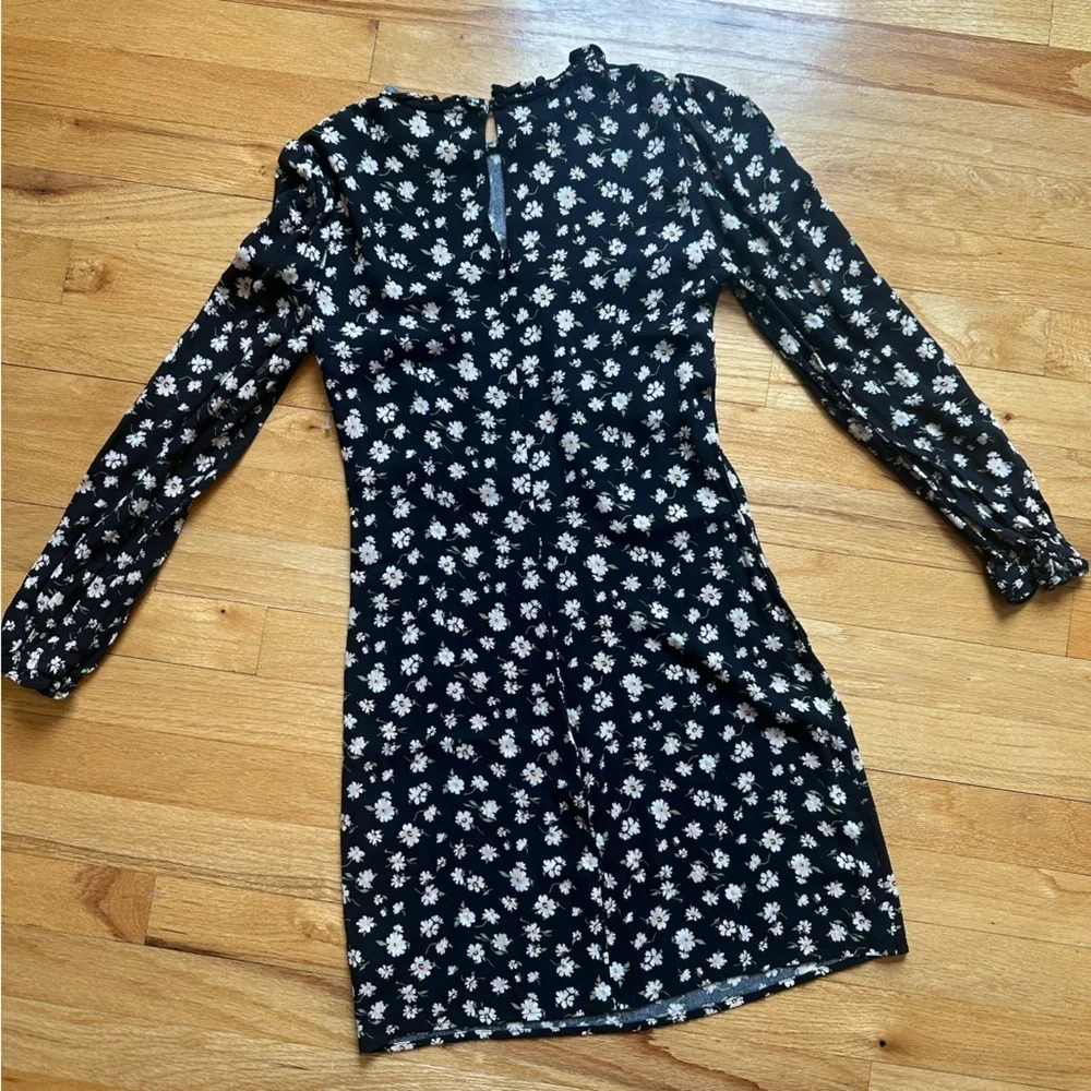 Reformation Leora Dress in Haley Floral Pattern size 0 - Picture 7 of 7